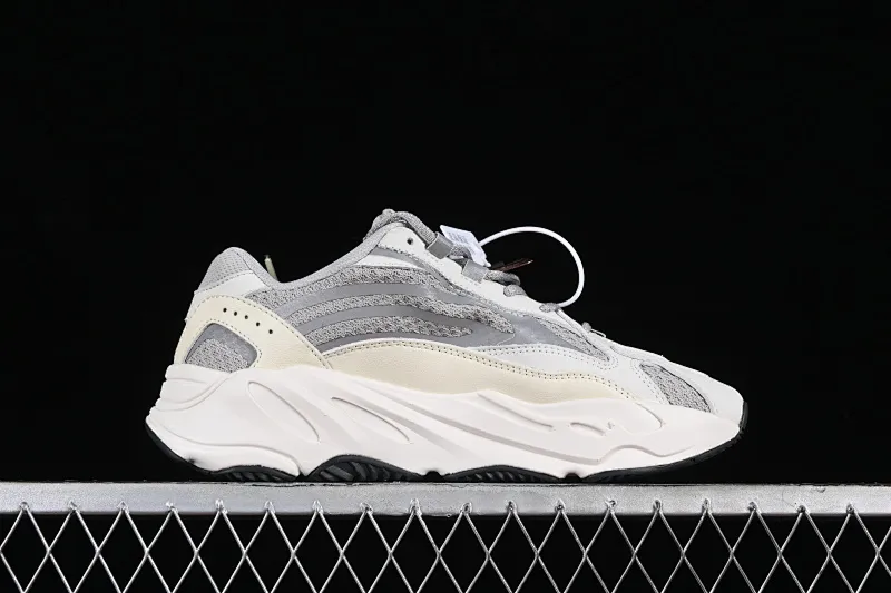 All Categories Ad Yeezy Coconut Series G Version Ad Yeezy Boost 700 V2 "Static" EF2829 Kanye Coconut 700 3M Reflective Running Shoes